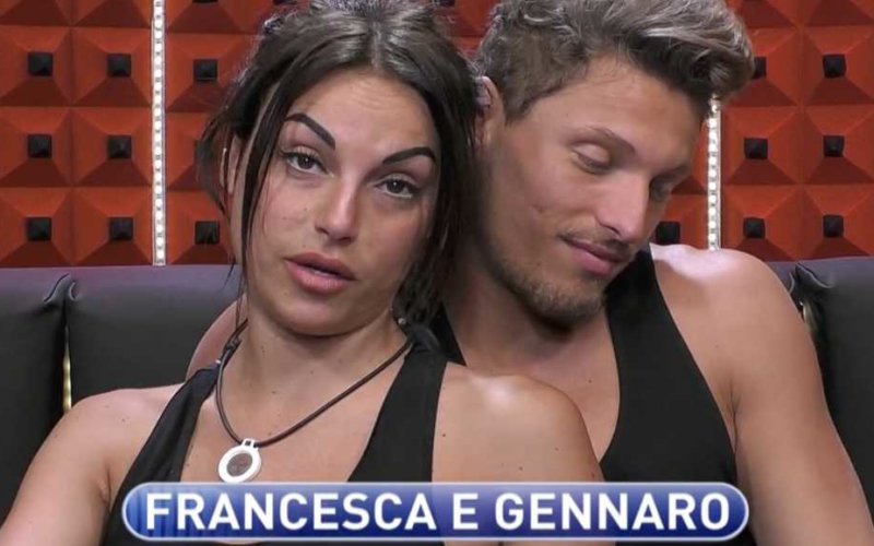 Grande Fratello 16, il fidanzato di Francesca De Andrè fotografato con un’altra