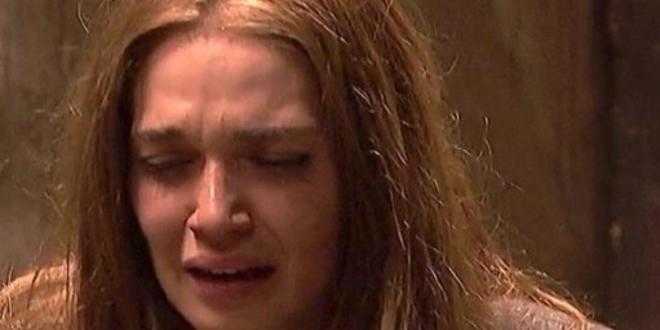 Il Segreto anticipazioni 17 ottobre 2018: Julieta confessa ad Adela il suo amore per Saul