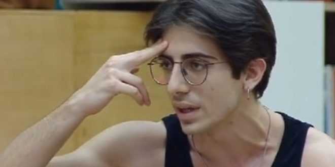 Amici 20, Alessandro Cavallo sorprende tutti accettando un lavoro inaspettato