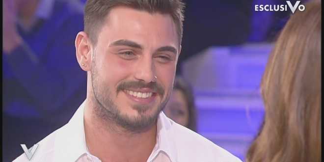 Isola dei Famosi 2018, Francesco Monte accusa gli altri naufraghi