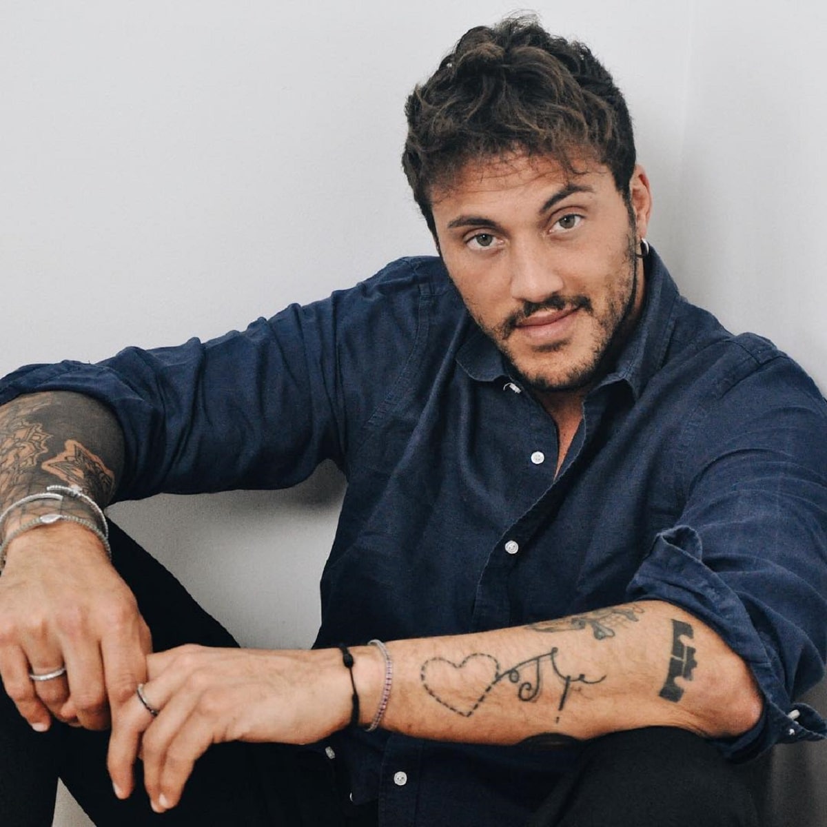 Temptation Island 2019, gaffe a luci rosse per Giulio Raselli: lui confessa