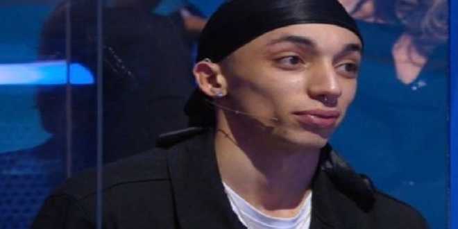 Isola dei Famosi 2021, Jeda rimane in studio: decisiva la volontà di Ilary Blasi