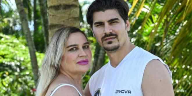 Isola dei Famosi 2022, Marco Cucolo senza vestiti: la reazione di Lory Del Santo