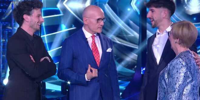 GF 2023, il fratello di Giuseppe Garibaldi si espone dopo il malore: ecco quali sono le sue condizioni di salute