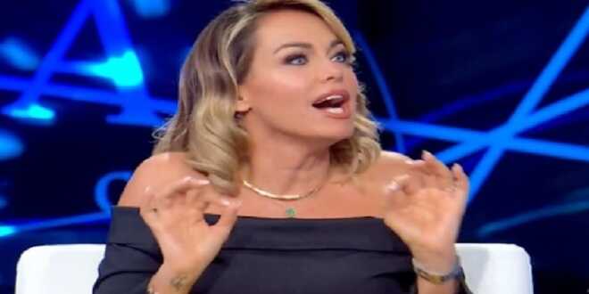 Isola dei Famosi 2024, Sonia Bruganelli vola in Honduras? La mossa degli autori