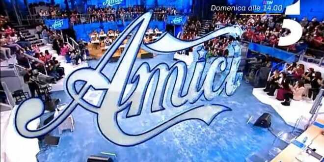 Amici 22, registrazione 1 dicembre 2022: sospesa un’altra maglia, Rita trionfa