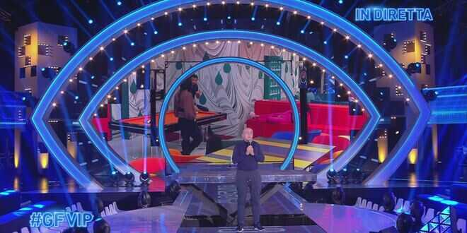 GF Vip 7, una concorrente ha un crollo e vuole andarsene: “Sto impazzendo”