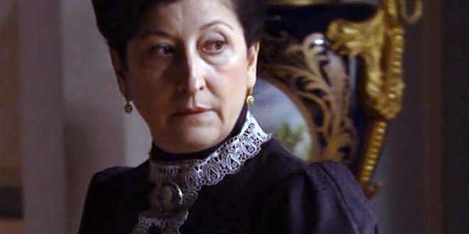 Una vita 9 ottobre 2017, l’oggetto inquietante di Ursula