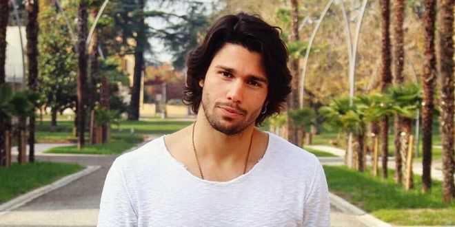 Uomini e Donne news: a poche ore dalla scelta, Luca fa una dedica a una corteggiatrice