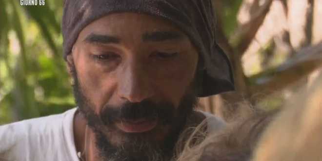 Isola dei Famosi 2018: Amaurys chiede scusa a Rosa