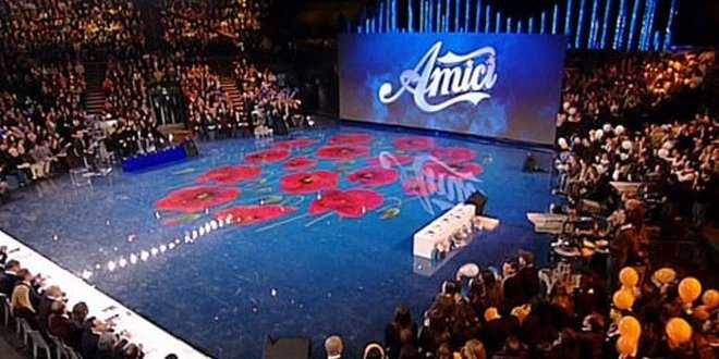 Amici 16: i probabili coach del serale e perchè Emma Marrone ha rifiutato