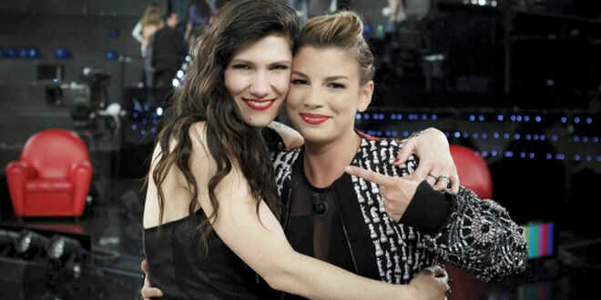 Amici, la dedica struggente di Elisa per il papà di Emma Marrone
