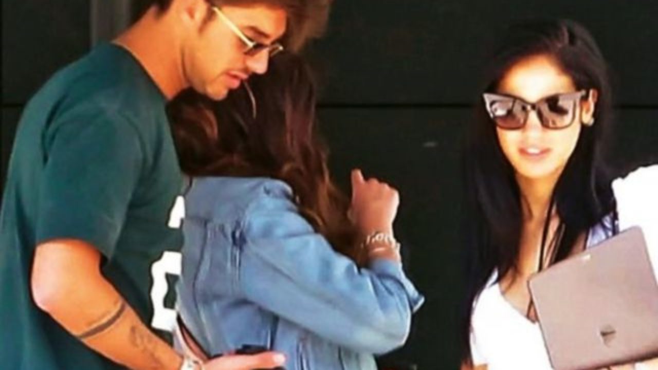 Uomini e Donne gossip, Andrea Damante e Giulia De Lellis mano nella mano a Milano: i baci e le coccole