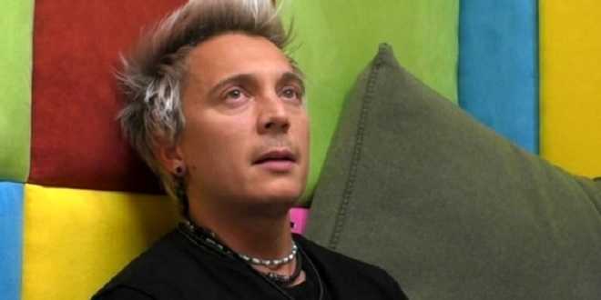 Grande Fratello Vip 3: Andrea Mainardi abbandona la casa
