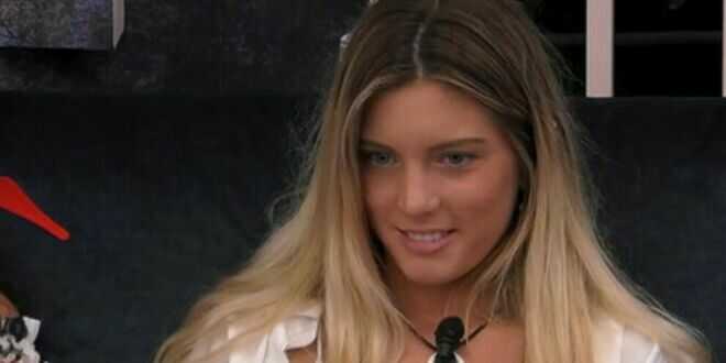 GF, Anita Olivieri sotto shock dopo l’eliminazione: il comunicato e le parole su Alfonso Signorini