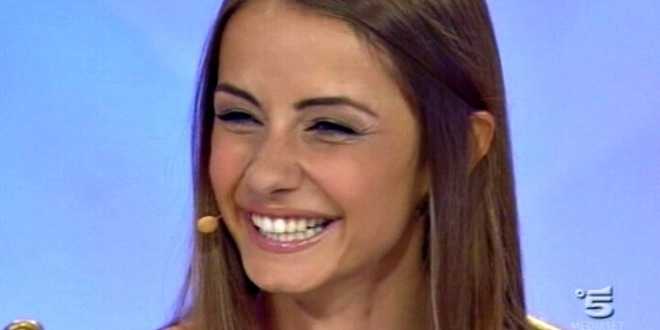 Uomini e Donne gossip: Anna Munafò ritrova l’amore, ecco chi è il nuovo fidanzato