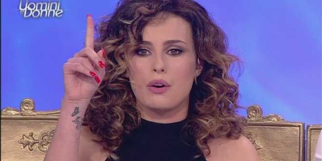 Uomini e Donne anticipazioni, annullata all’improvviso la registrazione della scelta