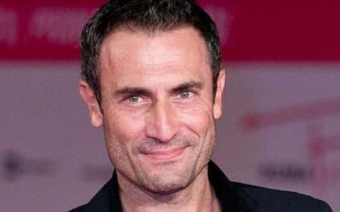 Anticipazioni Centovetrine, puntata del 17 aprile 2014. Carol riceve un invito a cena…
