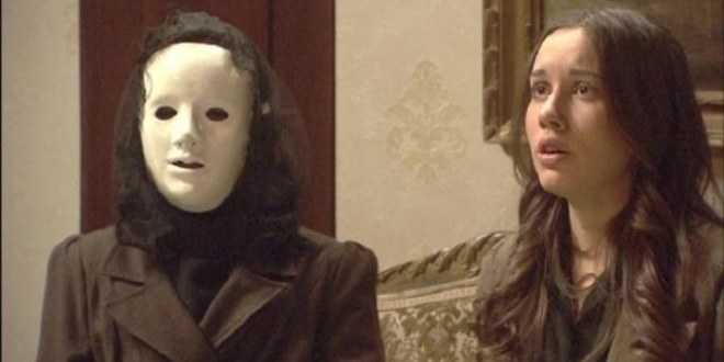 Anticipazioni Il Segreto, puntate di novembre 2015: la pericolosa donna in maschera!