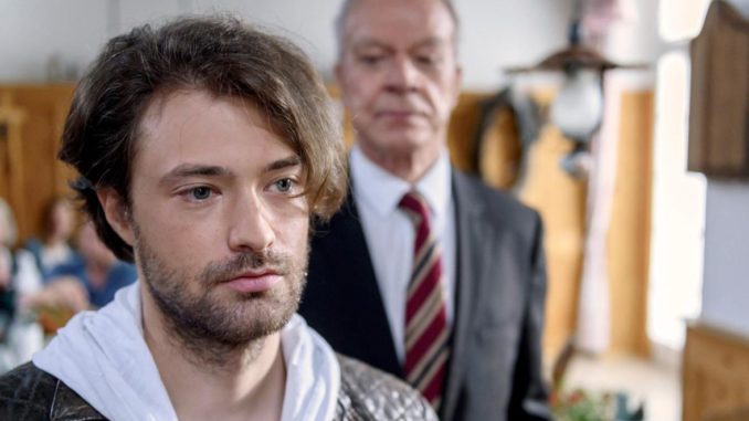 Anticipazioni Tempesta d’Amore dal 15 al 21 aprile 2019: Robert scaccia Joshua