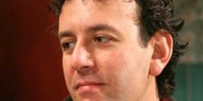 Anticipazioni Un posto al sole, puntata 10 marzo 2016: Nunzio prende le distanze