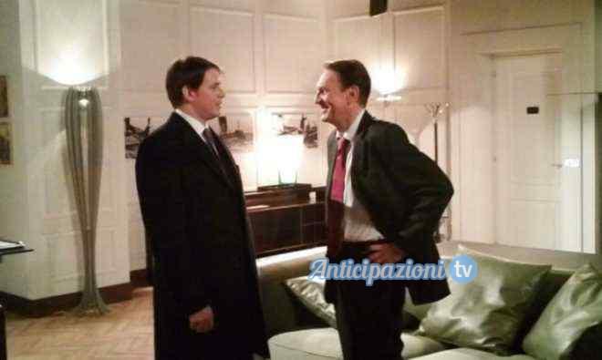 Anticipazioni Un posto al sole, puntata 22 aprile 2015: Sandro accetta i consigli di suo padre
