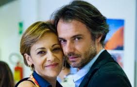 Anticipazioni Un posto al sole, puntata 23 luglio 2014: Arianna e Walter molto vicini