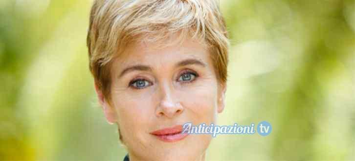 Anticipazioni Un posto al sole, puntata 26 marzo 2015: Marina riesce a passare più tempo con la nipotina