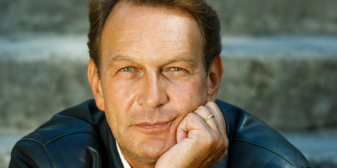 Anticipazioni Un posto al sole, puntata 29 luglio 2019: Patrizio e Roberto, finalmente soli