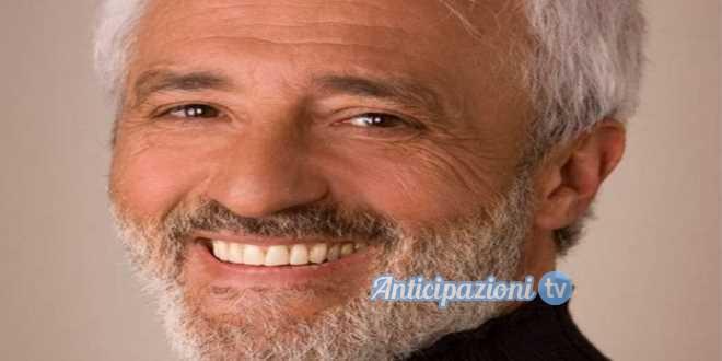 Anticipazioni Un posto al sole, puntata 29 maggio 2015: Eugenio resta senza l’anello da dare a Viola!