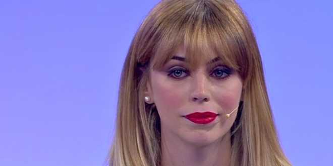 Anticipazioni Uomini e Donne, Alessia Cammarota: il trono e un nuovo tatuaggio