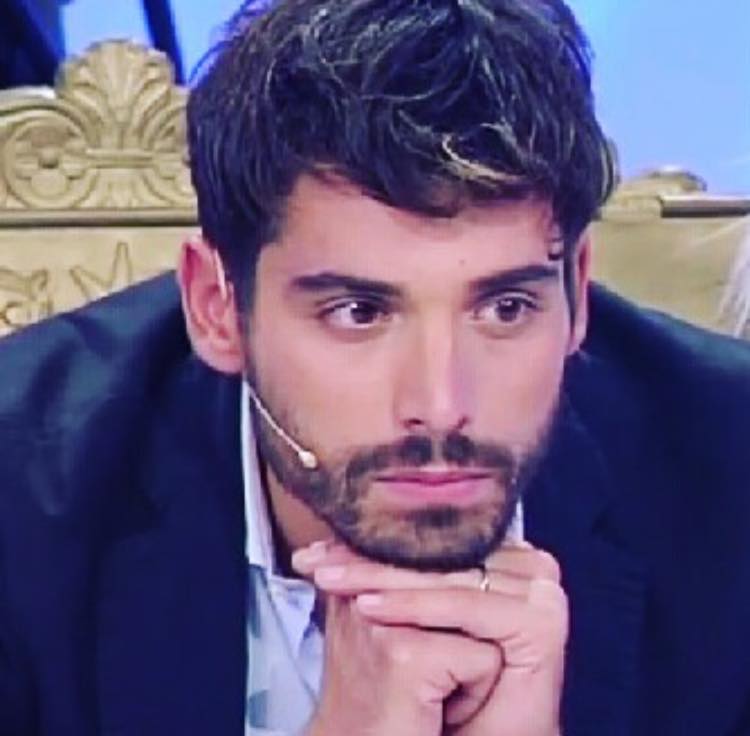 Anticipazioni Uomini e Donne: esterne Amedeo 6-11-2015, il tronista furioso con Sophia