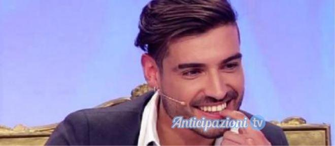Anticipazioni Uomini e Donne, Fabio contro le corteggiatrici: “Non sono un premio!”