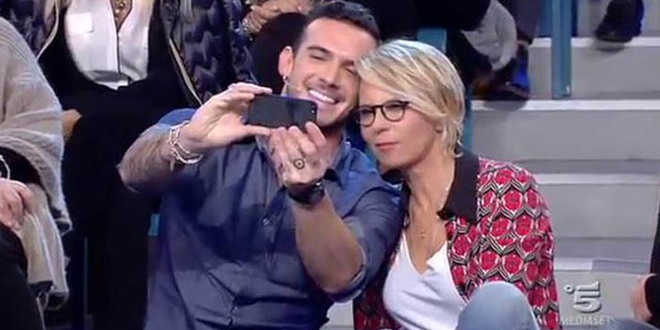 Anticipazioni Uomini e Donne: il programma torna in tv con una doppia sorpresa!