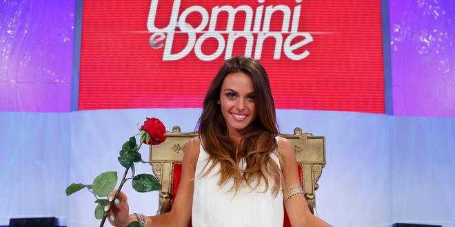Anticipazioni Uomini e Donne oggi 1 ottobre 2015: trono over!
