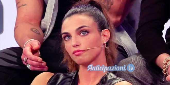 Anticipazioni Uomini e Donne oggi martedì 26 maggio 2015: trono classico o trono over?
