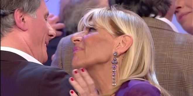 Anticipazioni Uomini e Donne oggi 3 novembre 2015: Lucas balla con Sophia!