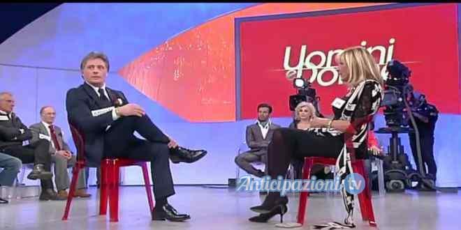 Anticipazioni Uomini e Donne oggi lunedì 13 aprile 2015: trono classico o trono over?