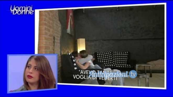 Anticipazioni Uomini e Donne oggi mercoledì 13 maggio 2015: trono classico o trono over?