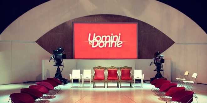 Anticipazioni Uomini e Donne, puntata speciale: ecco le coppie ospiti, e al posto di Maria ci sarà lei!