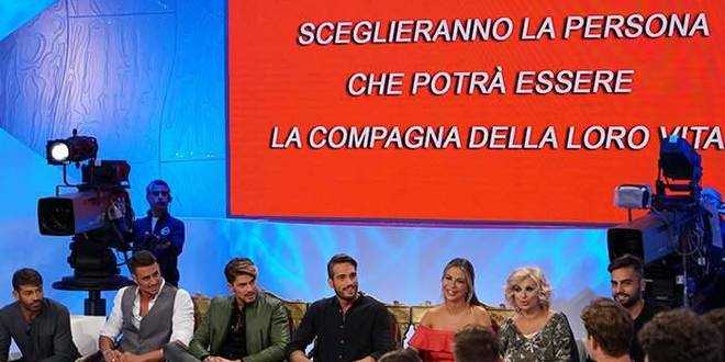 Anticipazioni Uomini e Donne, registrazione trono classico 14-9-2017