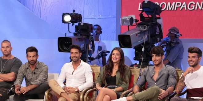Anticipazioni Uomini e Donne, registrazione trono classico 2-11-2016: Riccardo ha scelto a sorpresa!