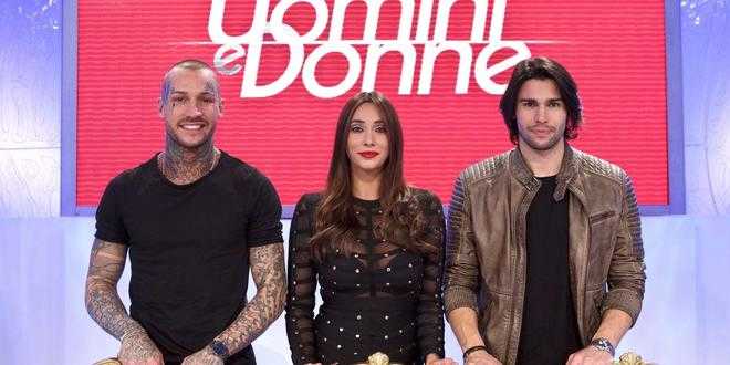 Anticipazioni Uomini e Donne: registrazione trono classico 27 dicembre 2016