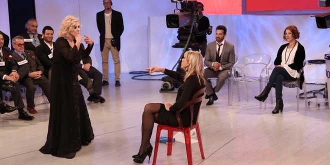 Anticipazioni Uomini e Donne: registrazione trono over 12-03-2016, Gemma ci riprova con Doriano