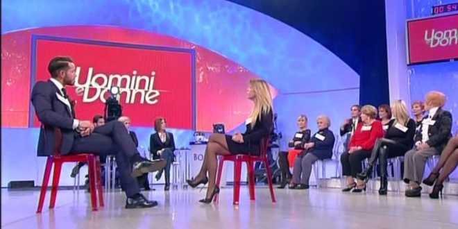 Anticipazioni Uomini e Donne: registrazione trono over 17-4-2016, la resa dei conti