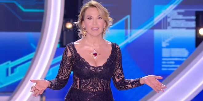 Grande fratello 2018, Barbara D’Urso imbarazzata dalla volgarità di Angelo