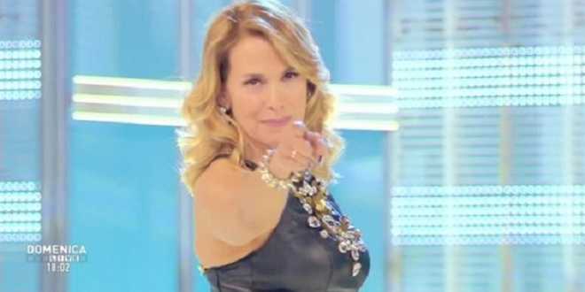 Barbara D’Urso lascia canale 5 per passare alla Rai? Ecco quando e perchè!