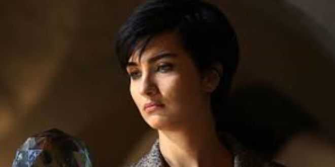 Brave and Beautiful anticipazioni turche, Suhan dice la verità a Cesur