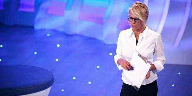 C’è posta per te 3 febbraio 2018, drammatiche storie e ospiti speciali