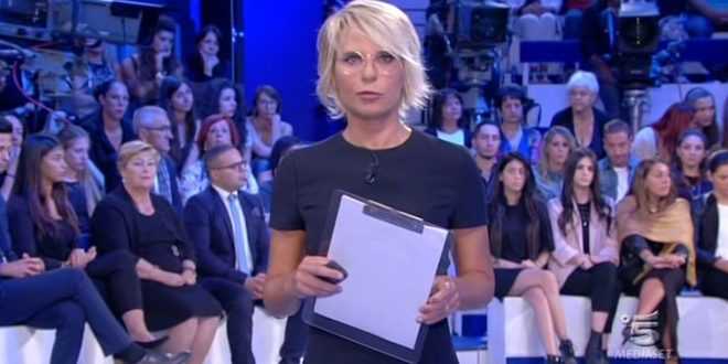 C’è posta per te, ultima puntata 31-3-2018: diciassette donne per Giacomo